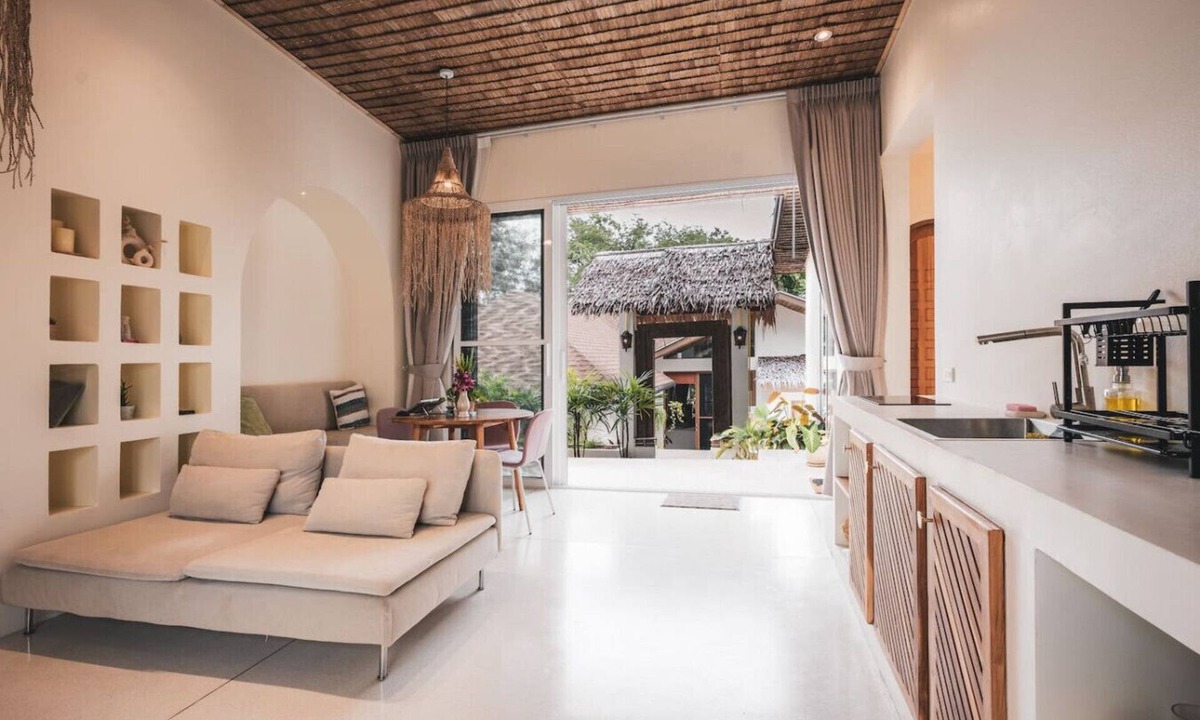 Haad Pleayleam House | Charming 2-BR Seaside Haven