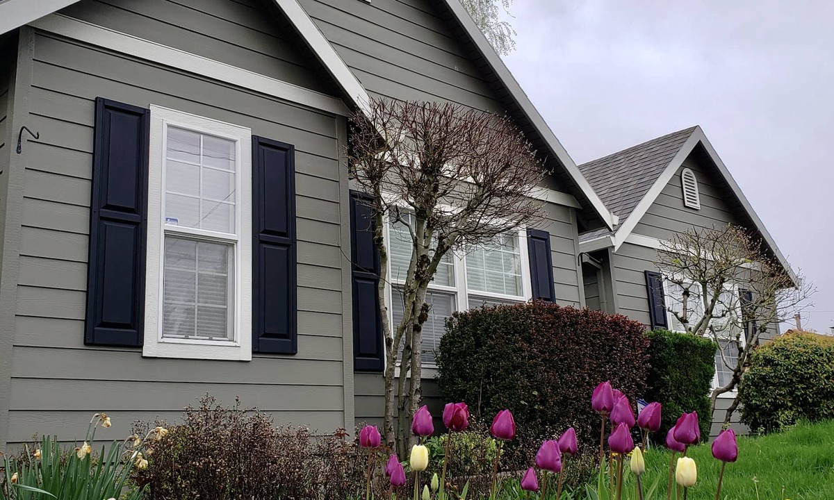 Multnomah Village House | Charming 3 bed, 2 bath SW Portland home in the heart of quaint Multnomah Village
