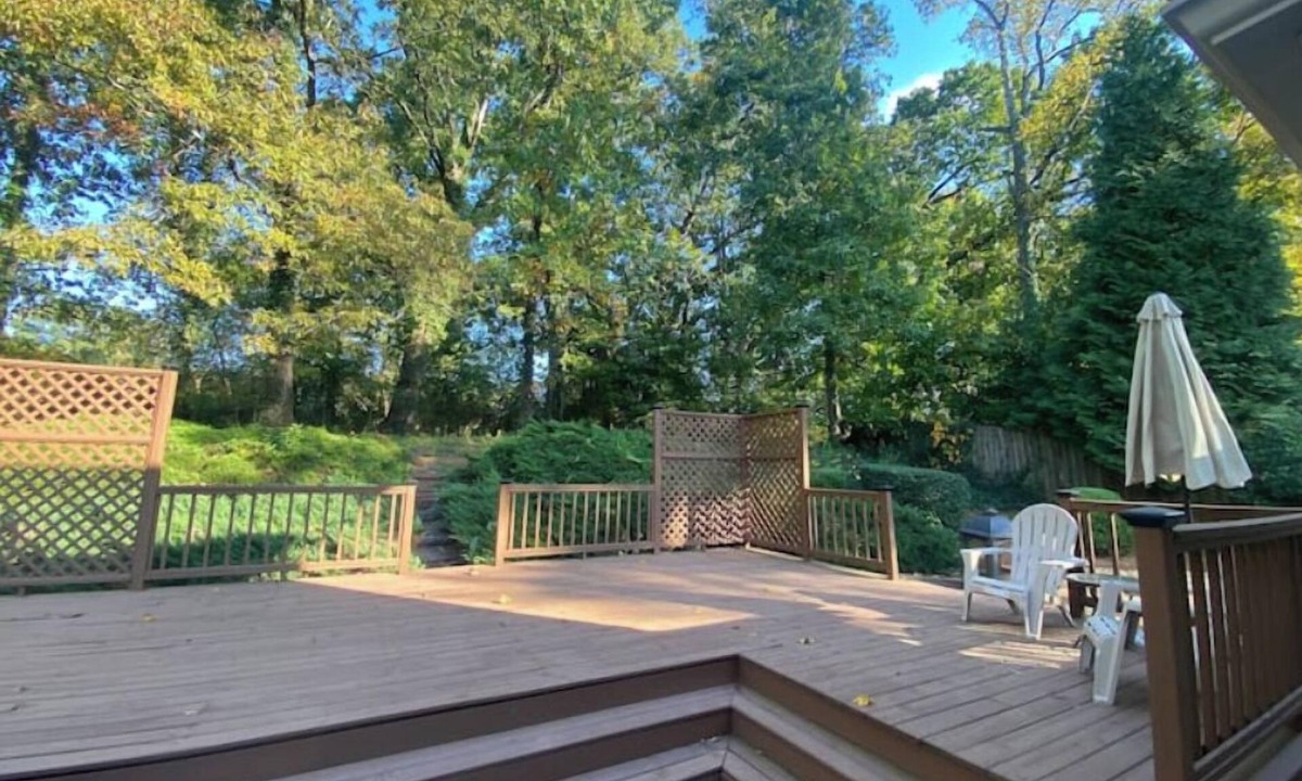 Stone Mountain House | Charming 3-bedroom house with WiFi, AC in amazing Stone Mountain
