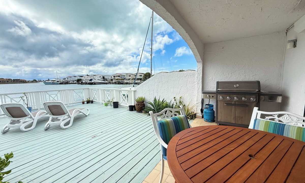 Jolly Harbour House | Charming 3-bedroom villa with WiFi and AC in Jolly Harbour