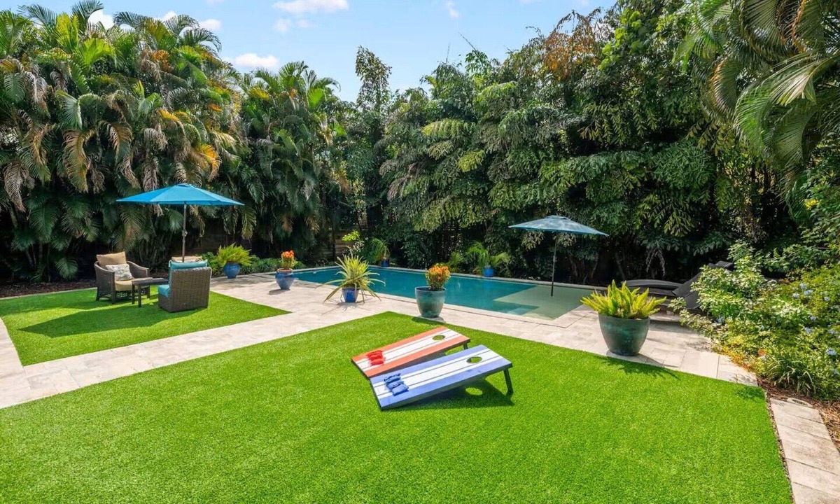 Fort Lauderdale House | Charming 3-bedroom house with pool and Billards in Wilton Manors