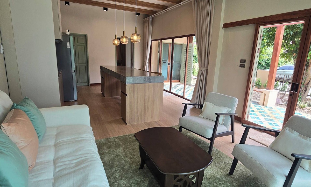 San Kamphaeng House | Charming 3-bedroom house with AC and WiFi in quaint Sankampang
