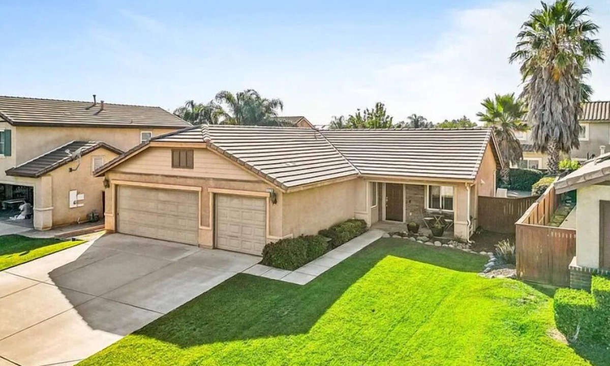 Beaumont House | Charming 3-bedroom house with AC and WiFi in Beaumont