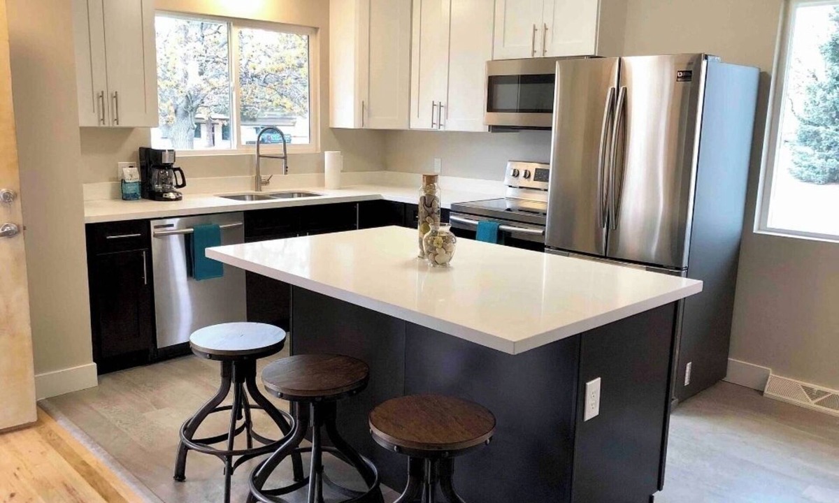 Virginia Village House | Charming 3-bedroom house. DTC- Cherry Creek- Wash Park AC WiFi Patio Fenced Yard