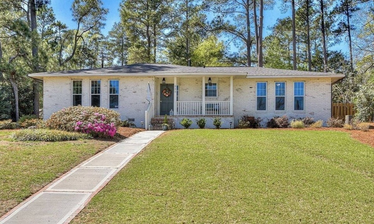 Augusta House | Charming 3 bedroom Masters rental, less than 2 miles from Augusta Nationals!