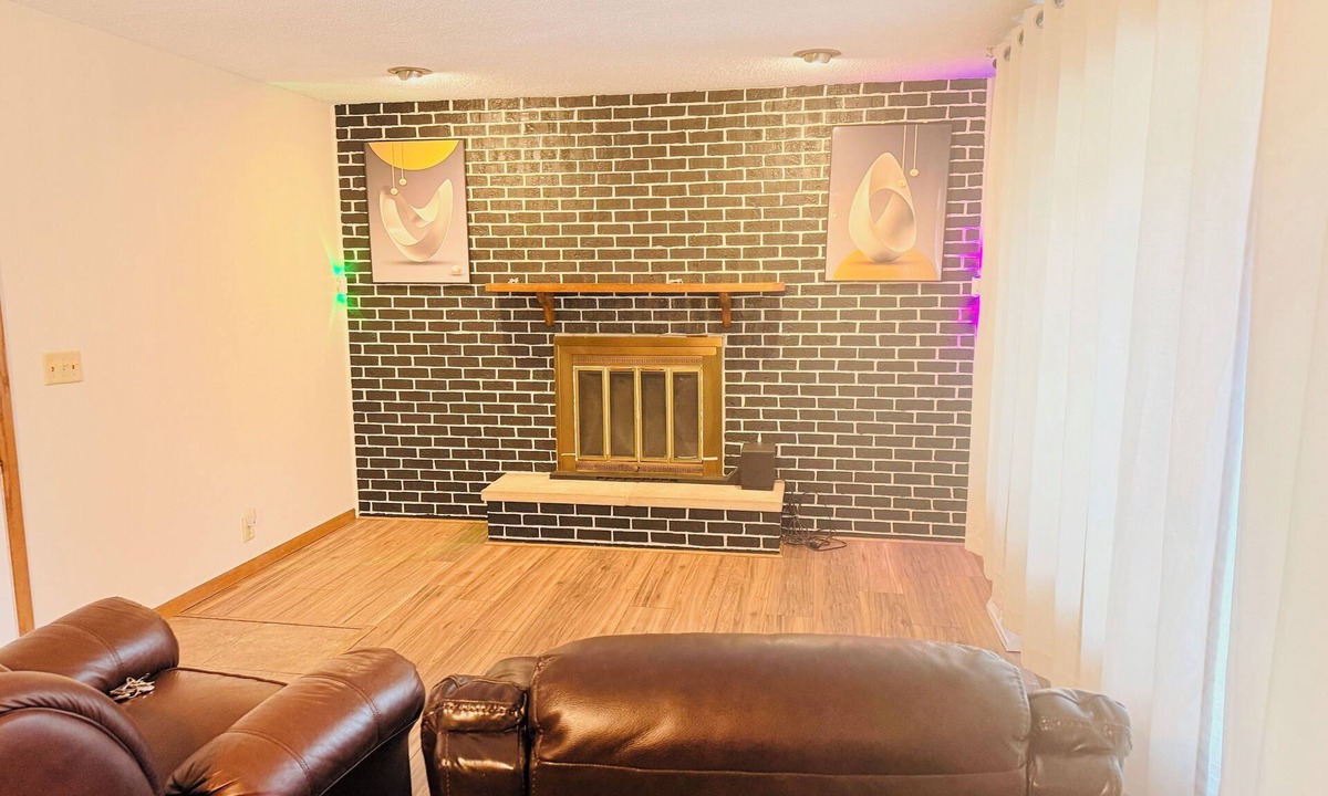Cedar Rapids House | Charming 3-bedroom house in pleasant Cedar Rapids