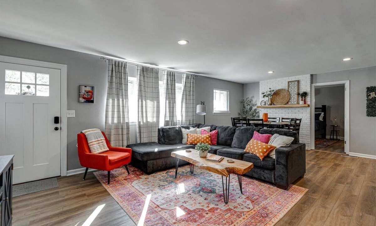 Lookout Valley Neighborhood Association House | Charming 3-bedroom house with WiFi and AC in fabulous Chattanooga