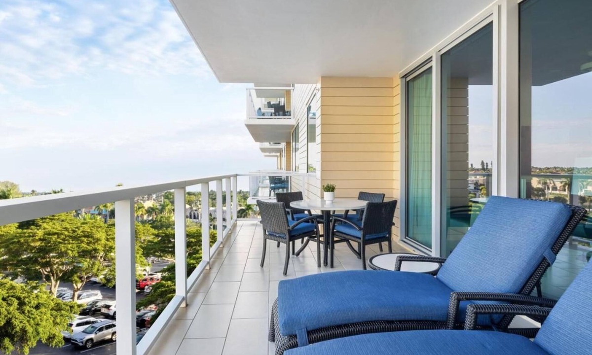 Marco Island Villa | Charming 3-bedroom Gulf-view villa with many amenities in amazing Marco Island