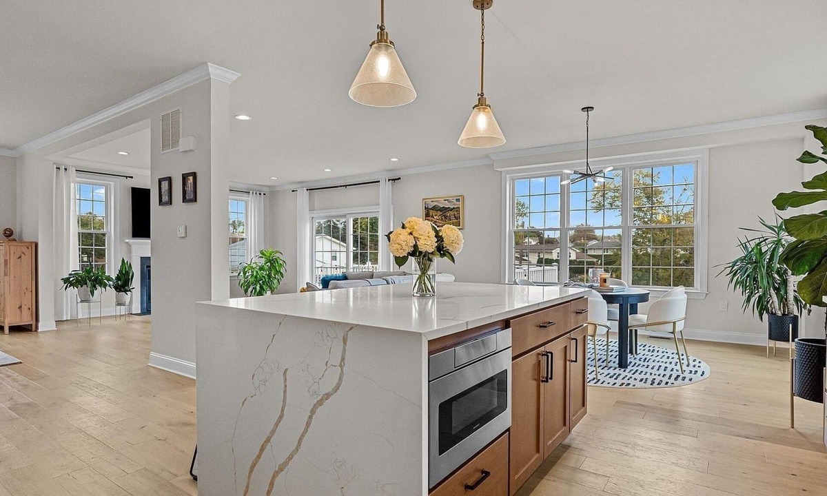 Northeast Philadelphia House | Charming 3-bedroom house in the heart of a vibrant community nearby attractions.