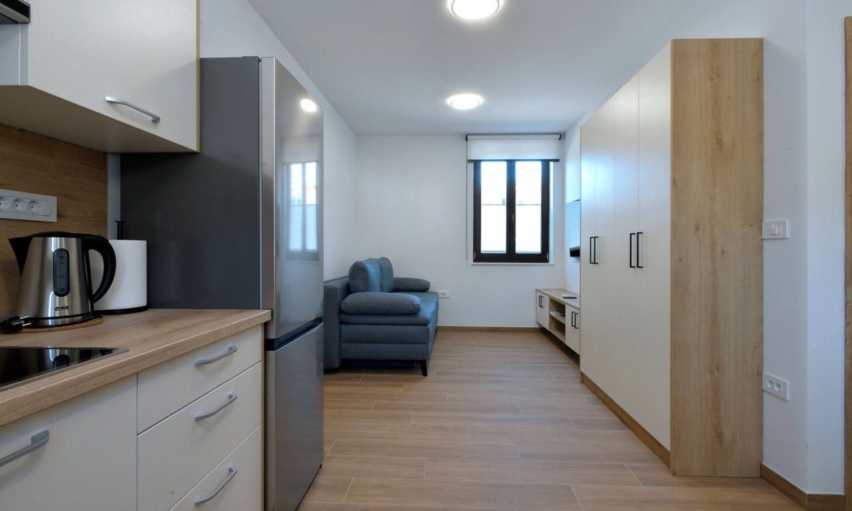 Solkan Apartment | Charming 37 m² 1-Bedroom Apartment with AC & Wi-Fi in Solkan