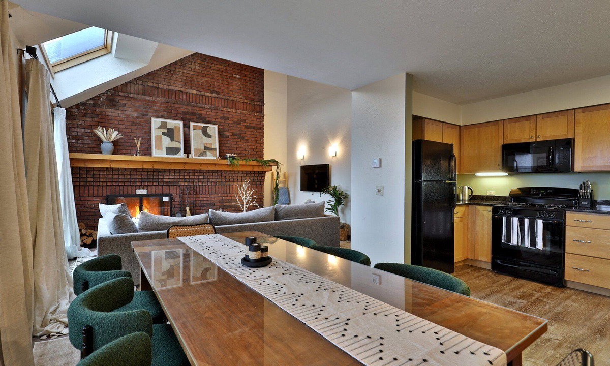 Killington Condo | Charming 3BR/2BA Condo in Sunrise Village at Killington. Pool. Hot Tub. Sports Center.