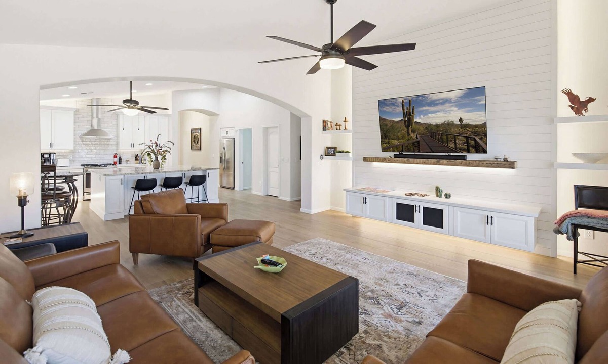 Litchfield Park House | Charming 3BR Litchfield Park Oasis with Pool family