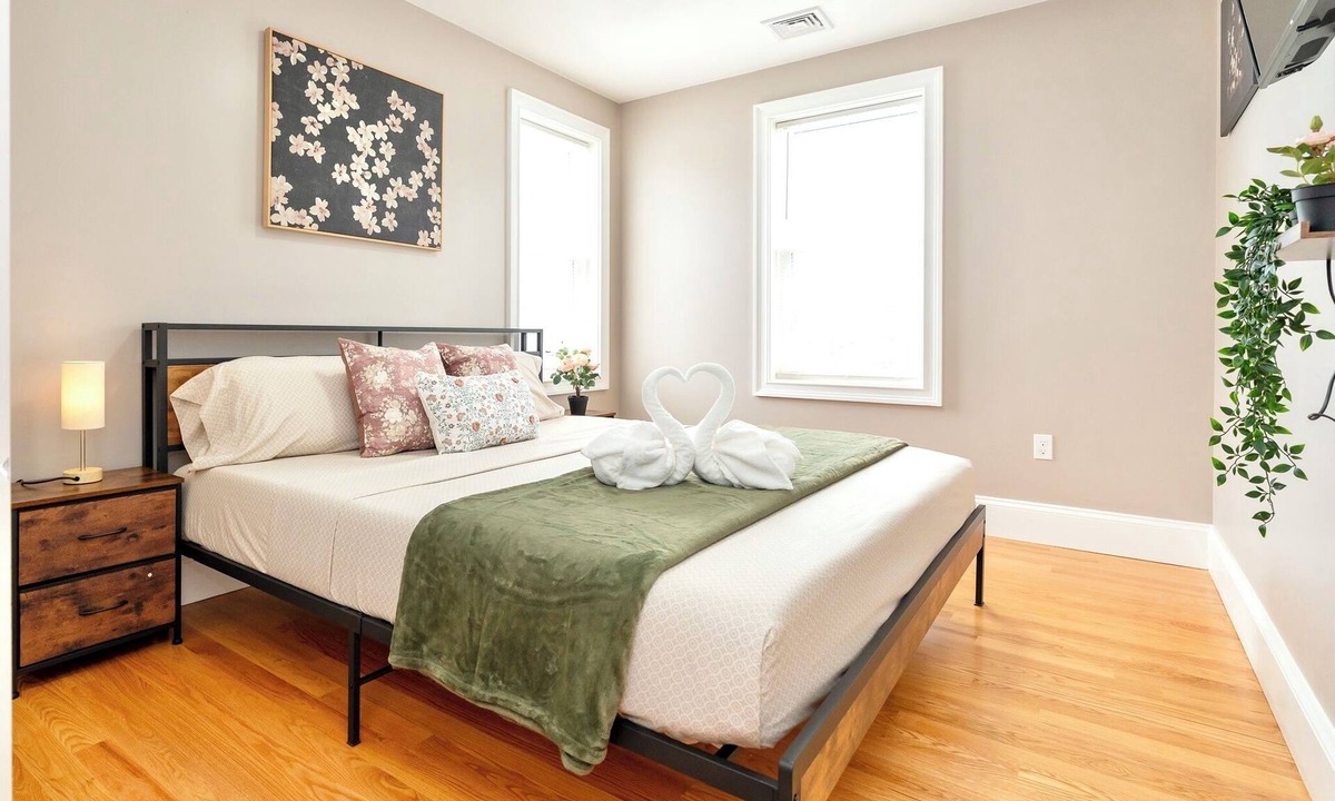Codman Square Apartment | Charming 3BR Near Franklin Park Pet-Friendly Red Line Access 558-3