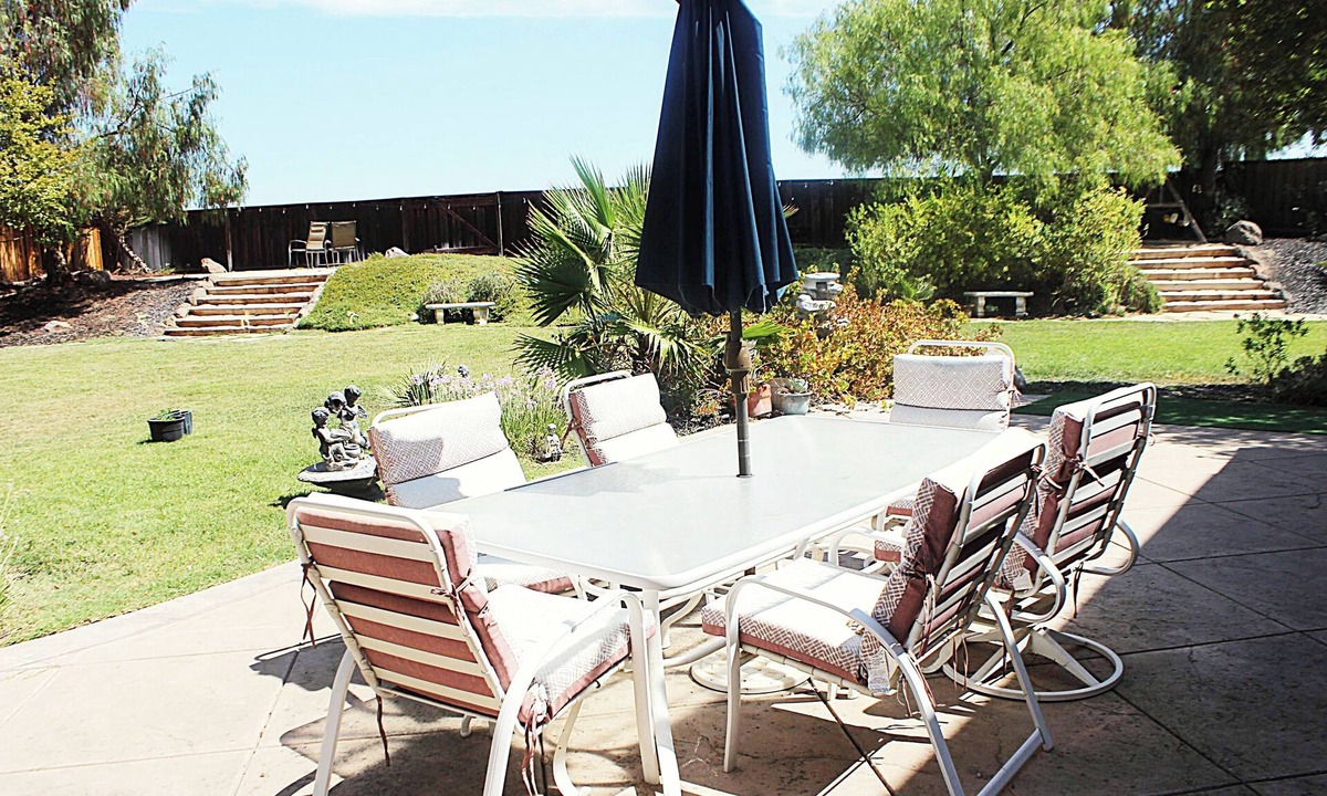 Discovery Bay House | Charming 4-bedroom house with fitness room and dedicated office Discovery Bay
