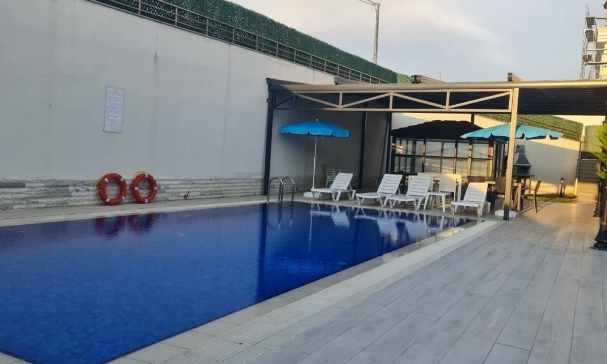 Buyukcekmece Villa | Charming 4-bedroom villa with sea and city view, WiFi in delightful Istanbul