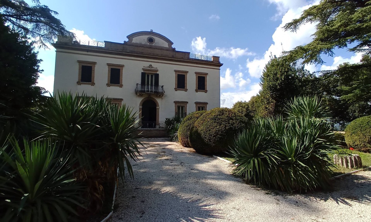 Assisi Villa | Charming 4-bedroom villa with AC and WiFi in fabulous Assisi.