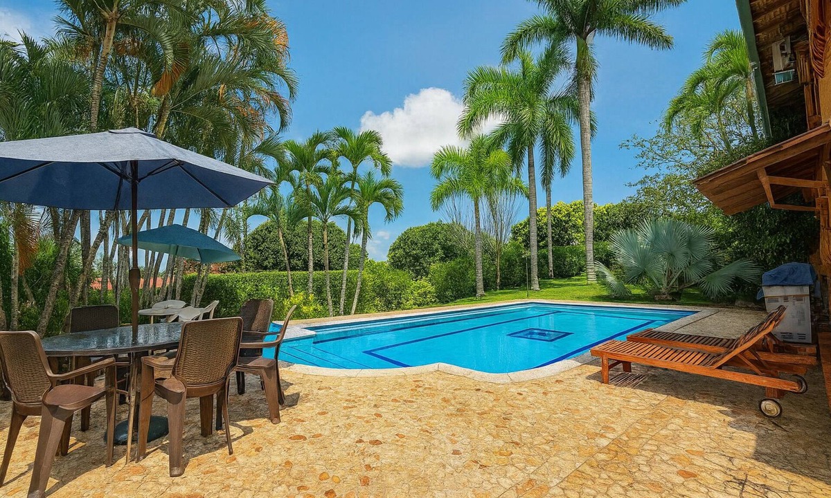 San Jeronimo Cabin | Charming 6-bedroom cabin with AC and WiFi in San Jerónimo