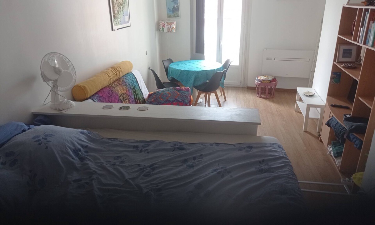 Les Arceaux Apartment | Charming, air-conditioned loft in downtown Montpellier