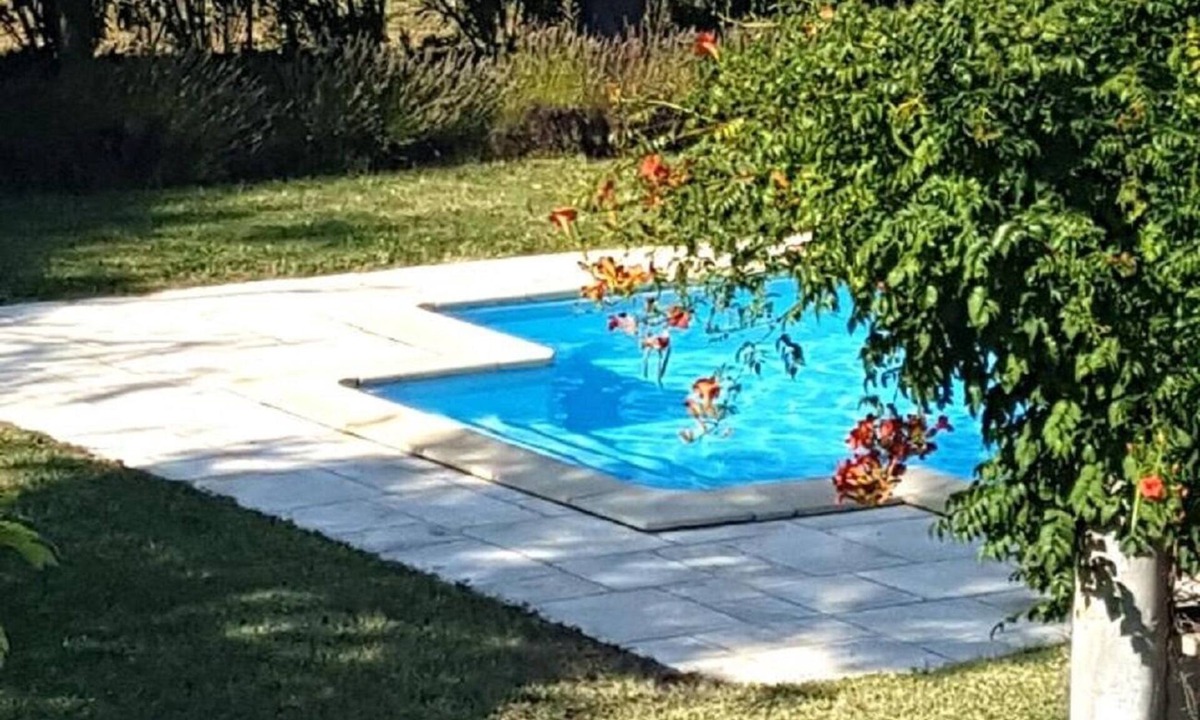 Tulette Cottage | Charming Air-Conditioned Cottage with Private Garden and Pool