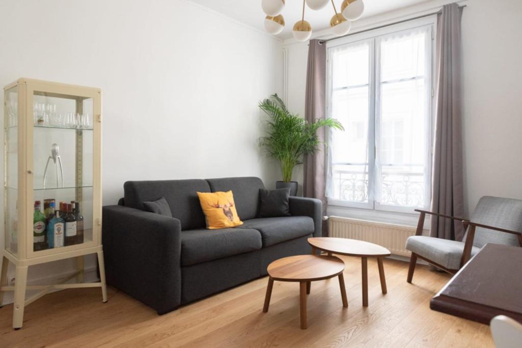18th Arrondissement Apartment | Charming and bright studio near Sacré Coeur