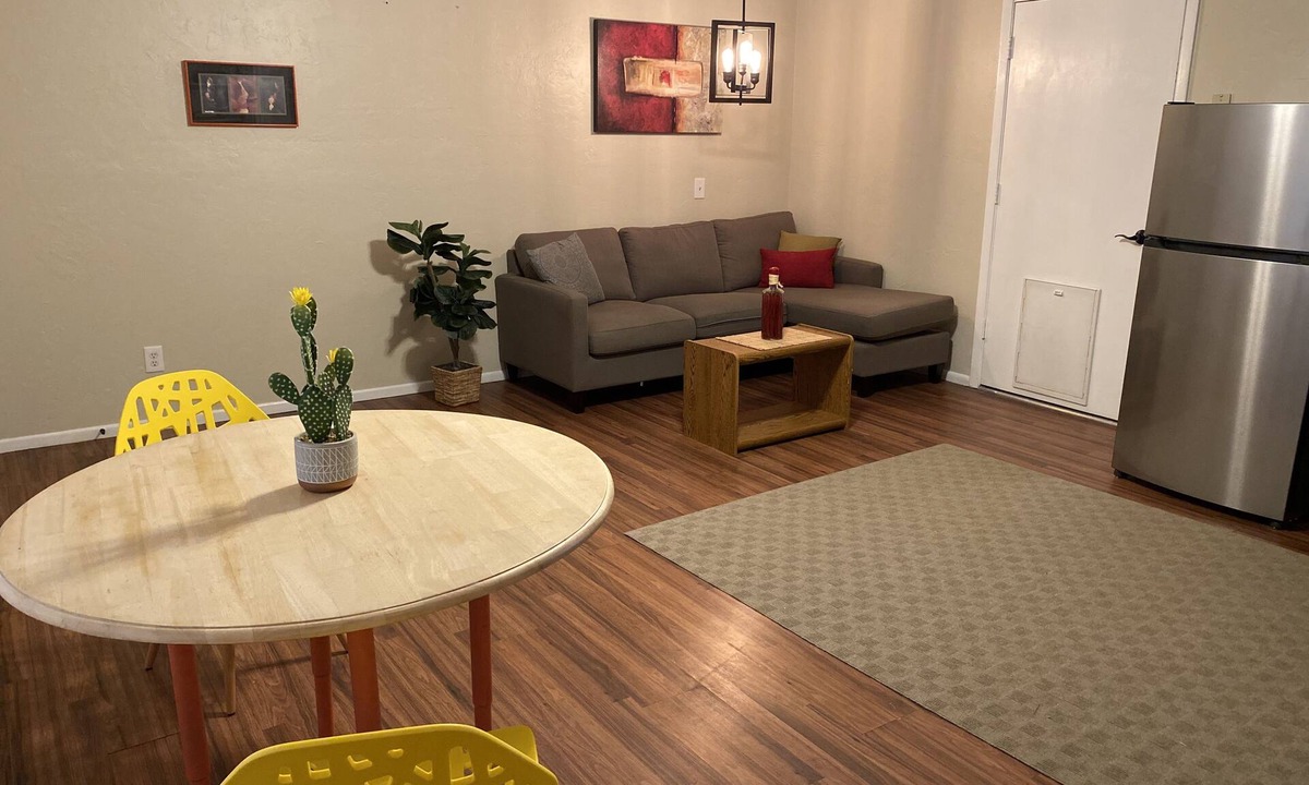 North Dodge House | Charming and private guesthouse in the heart of Tucson
