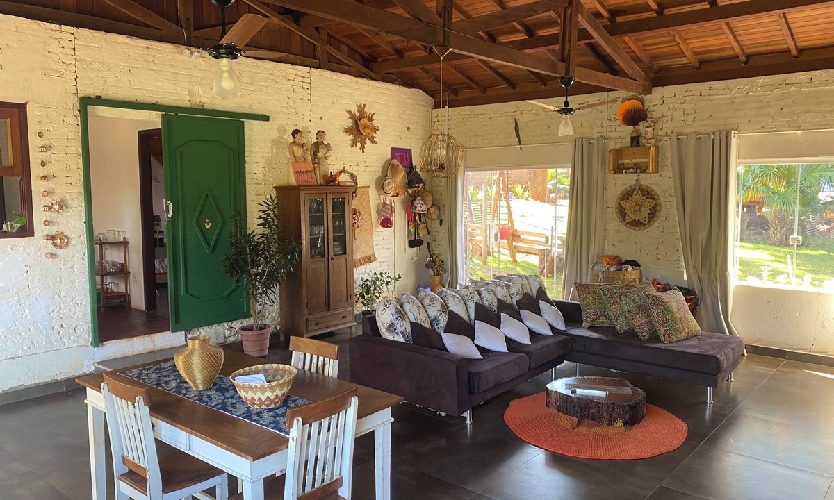 Brotas Cottage | Charming and rustic house with a heated pool and hot tub!
