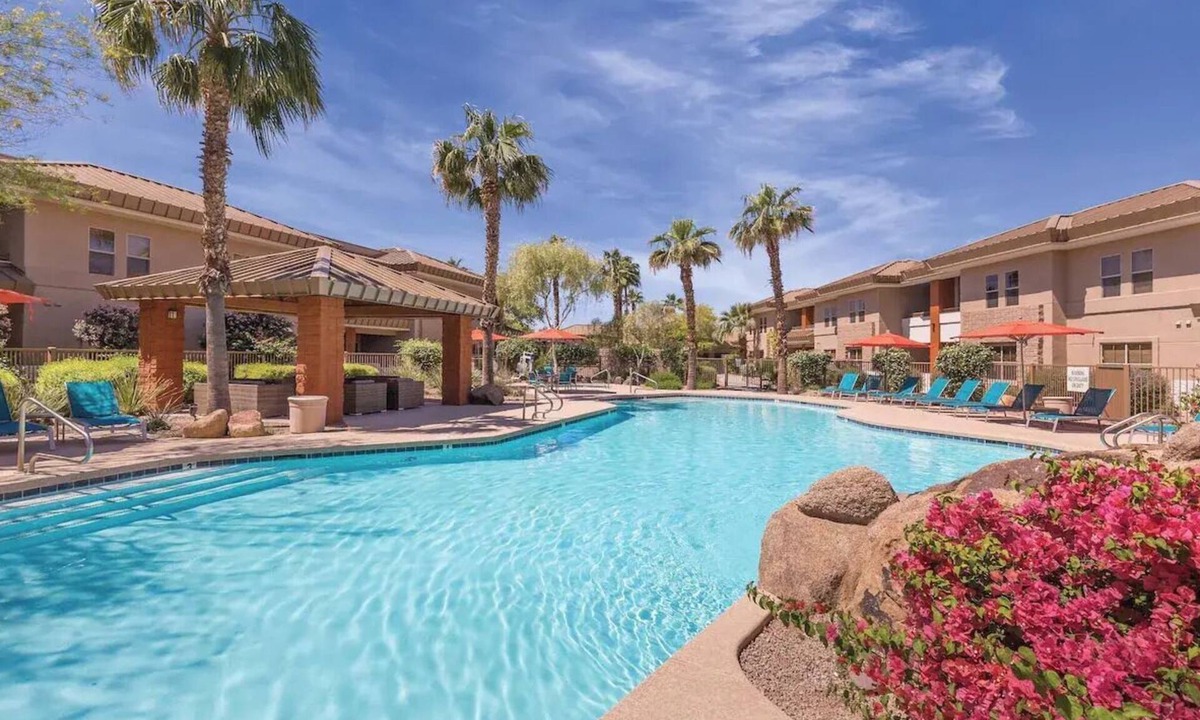 South Scottsdale Resort | Charming and Spacious 2-bedroom Resort with AC, Fitness, and Pool in Scottsdale