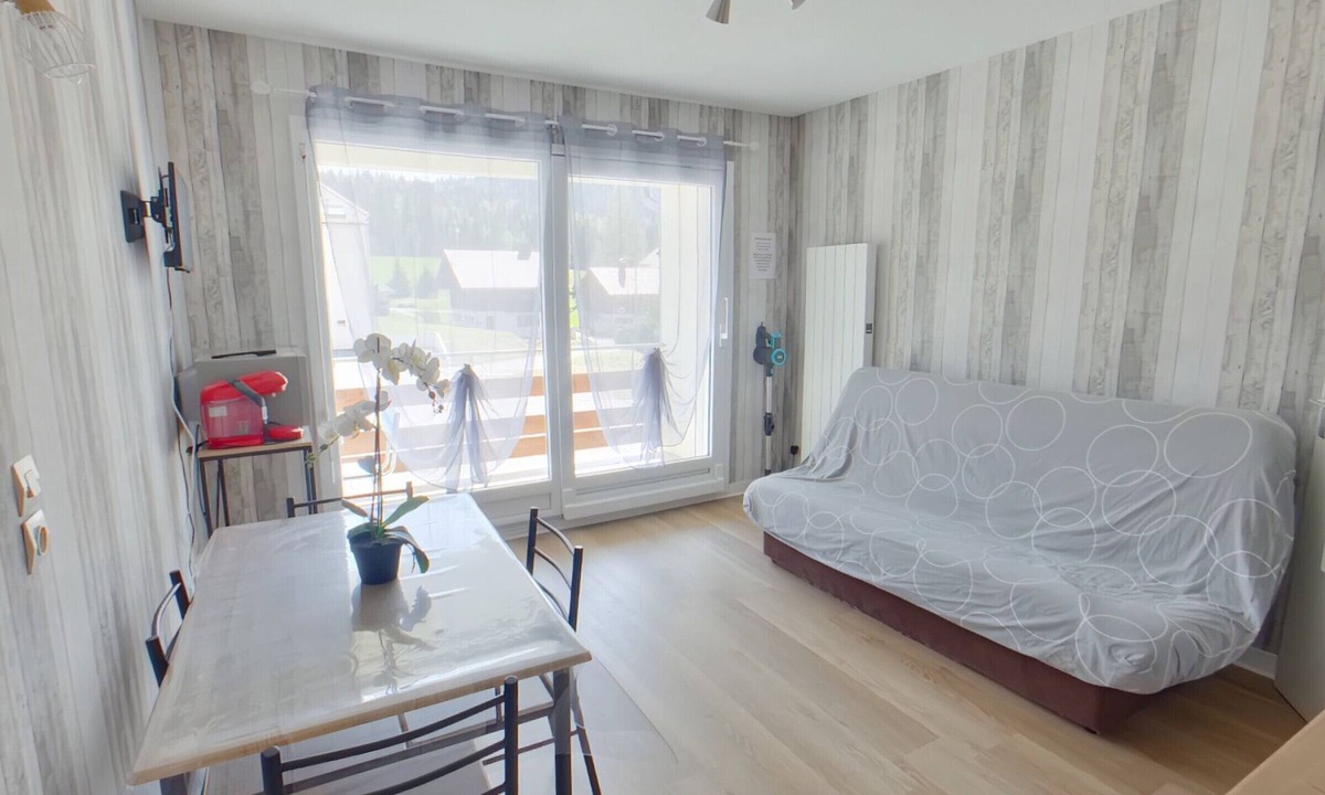 Premanon Apartment | Charming apartment with WiFi - 4 guests