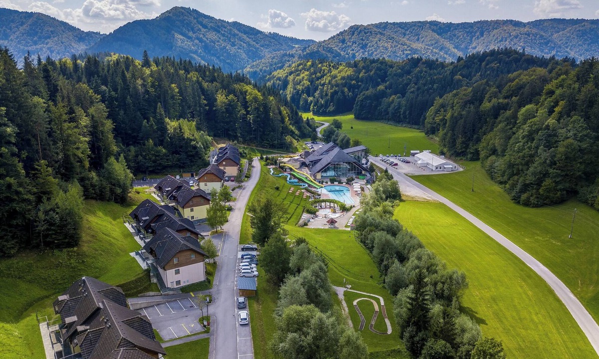 Kamnik Apartment | Charming apartment with a view of the Alps at the Snovik wellness center