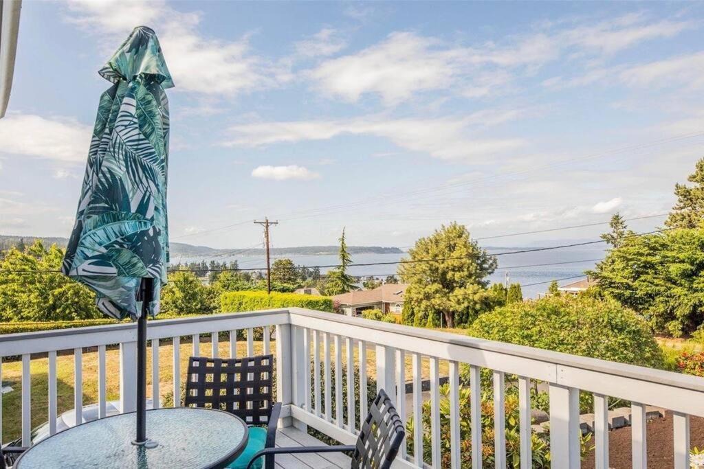 Camano Island House | Charming beach home with Ocean & Mt. Baker View