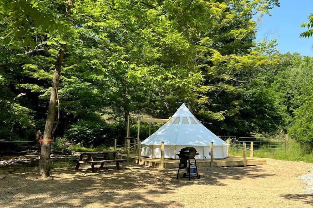 Smithfield RV Rental | Charming Bell Tent Stay at Working Farm in Smithfield, Pennsylvania for Glamping at its Best