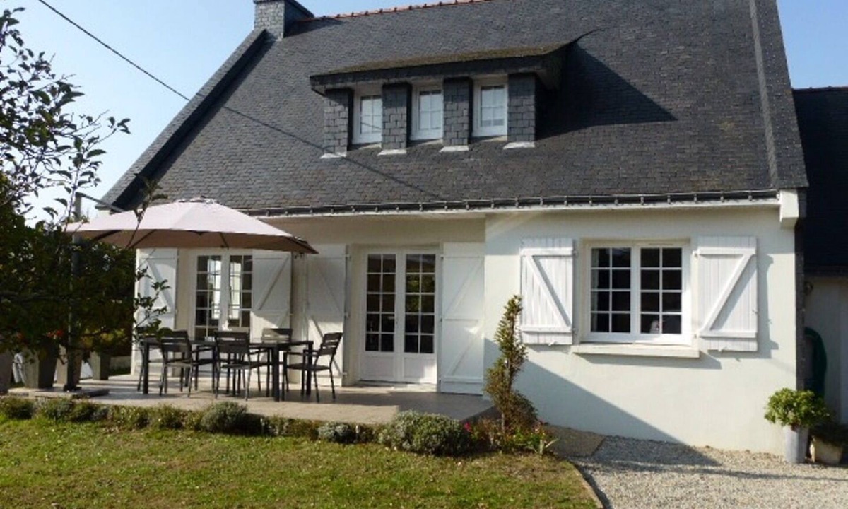 Sarzeau House | CHARMING, BRIGHT 8-PERSON HOUSE CLOSE TO THE BEACH AND SUSCINIO CASTLE