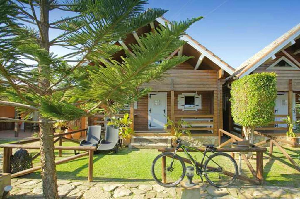 Tarifa House | Charming Bungalow in Tarifa with Mountain View