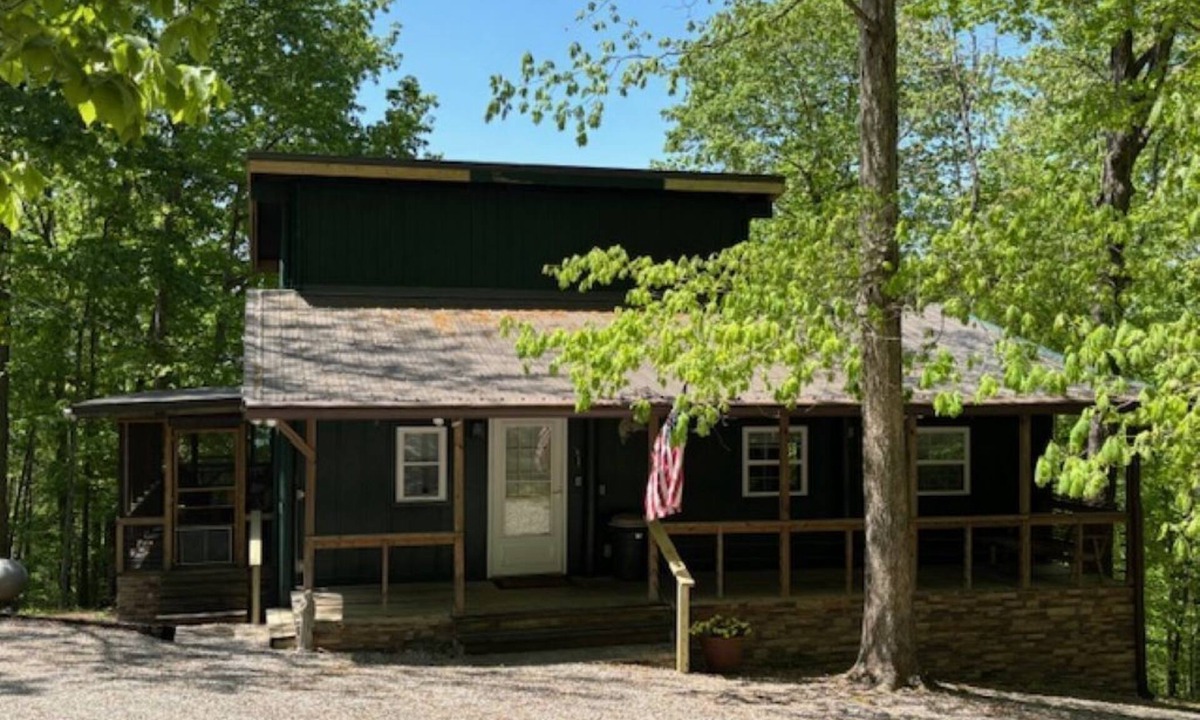 Celina Cabin | Charming Cabin in Celina Overlooking Dale Hollow Lake