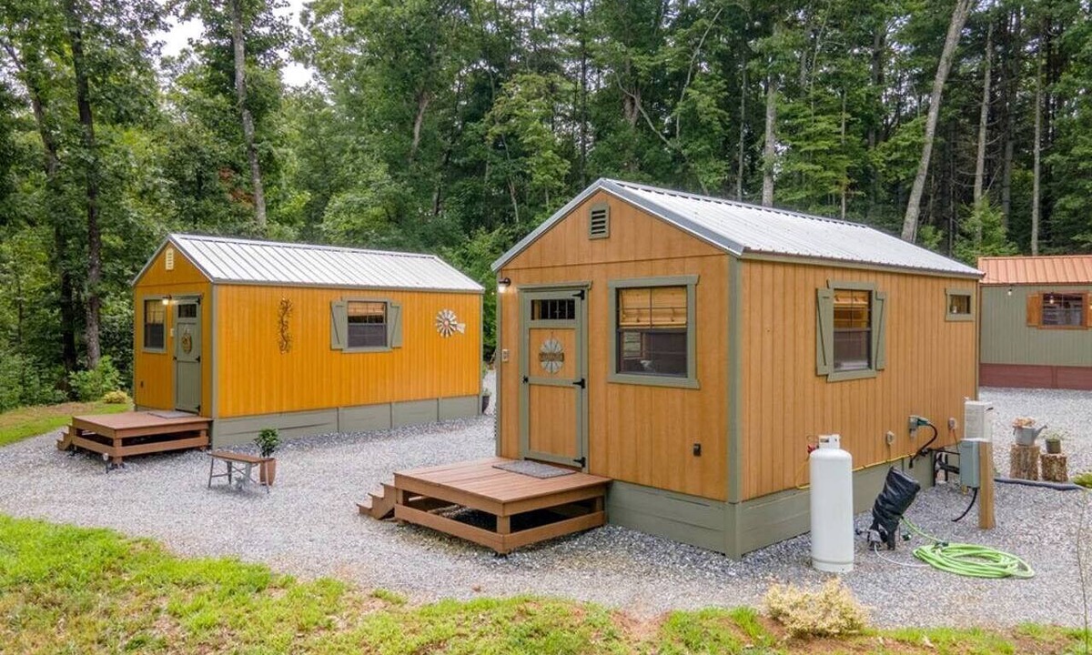 Sylva Cabin | Charming Cabin Retreat On Tuckasegee River Near Sylva North Carolina