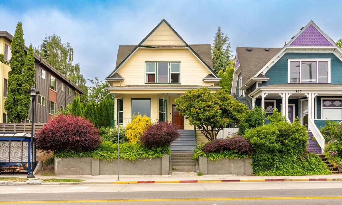 Miller Park House | Charming Capitol Hill Craftsman