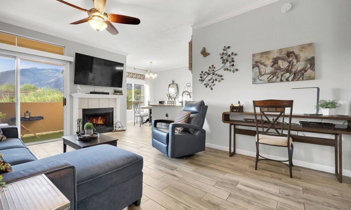Tucson Condo | Charming, Clean, Condo with 24 Hour Gated Access, Spectacular Catalina Mtn Views