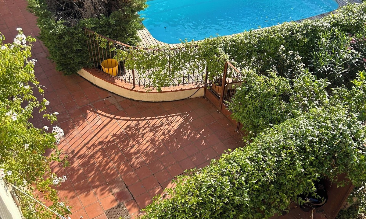 Perpignan House | Charming comfortable cottage for 8 people near the beaches and the center city.