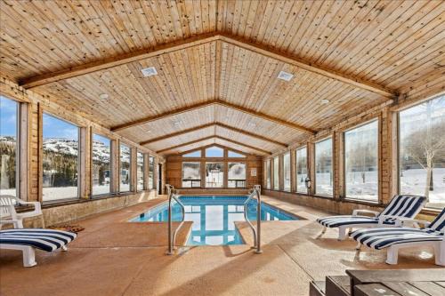 Brian Head Apartment | Charming Condo near Navajo Lift