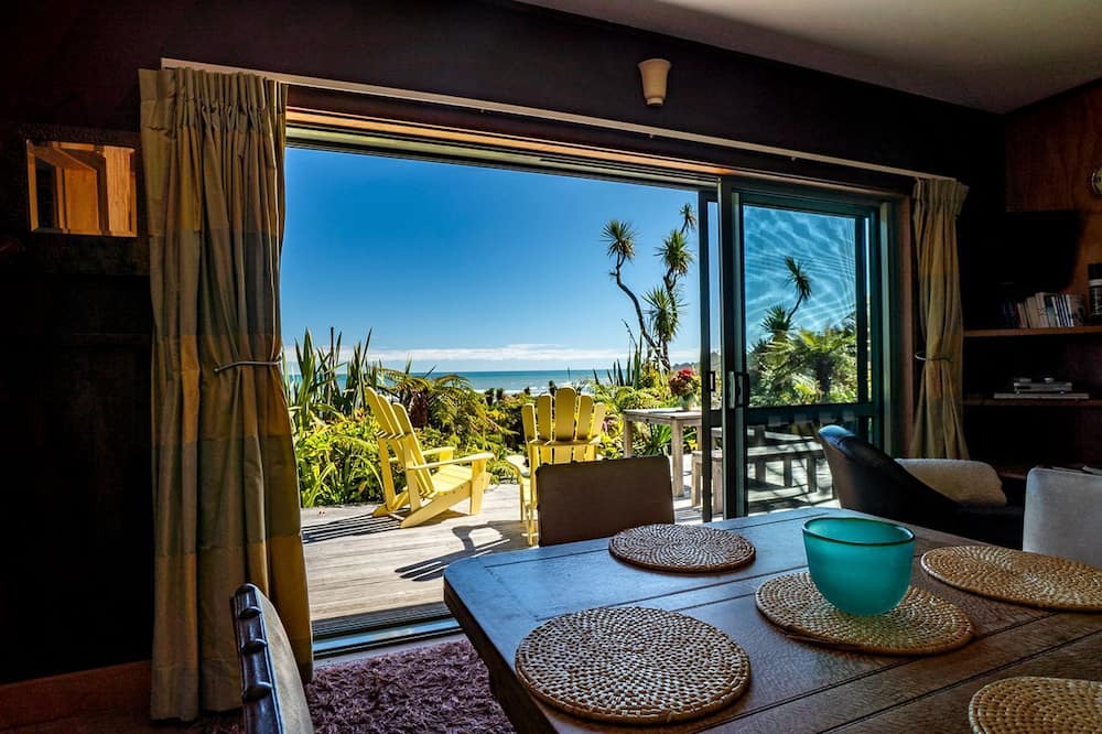 Punakaiki House | Charming Cottage Accommodation with Panoramic Sea View on West Coast, New Zealand
