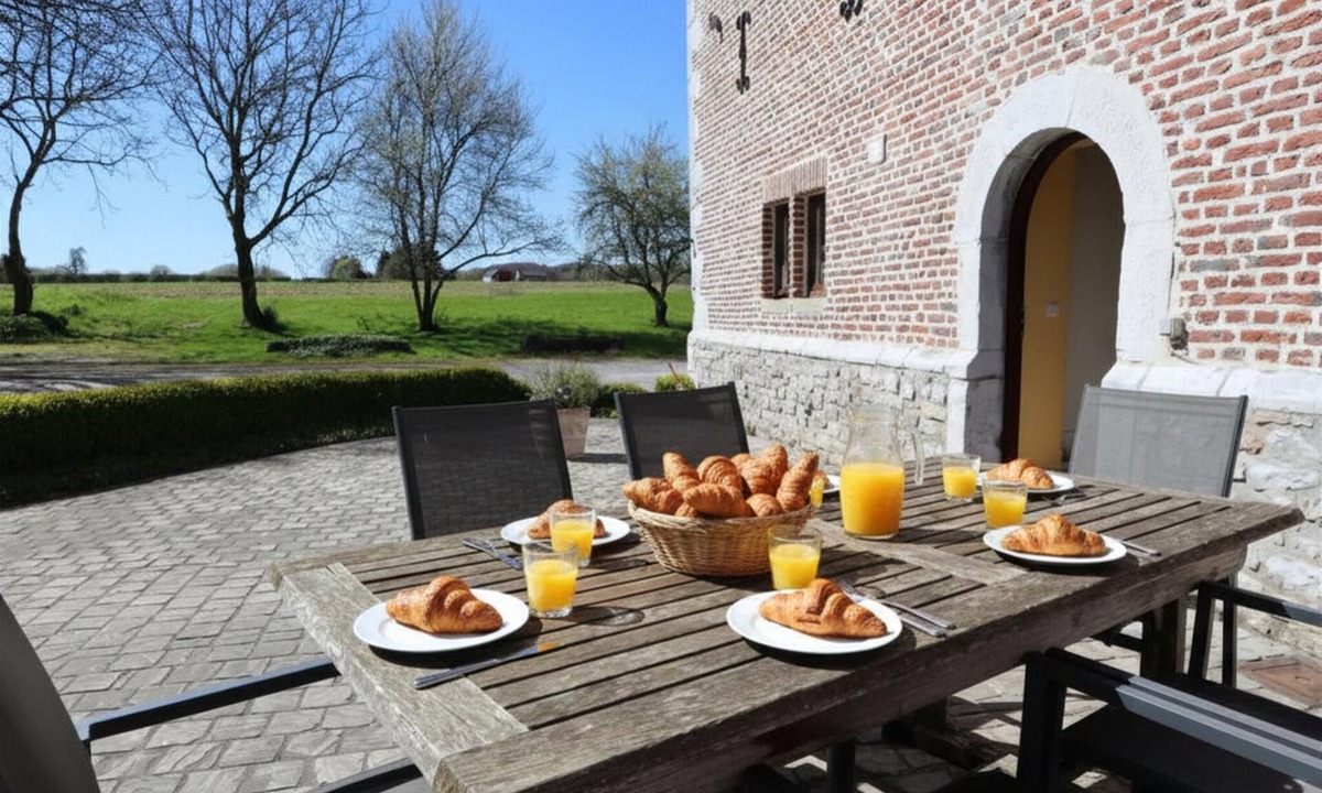 Heron House | Charming cottage in the tower of a farmhouse