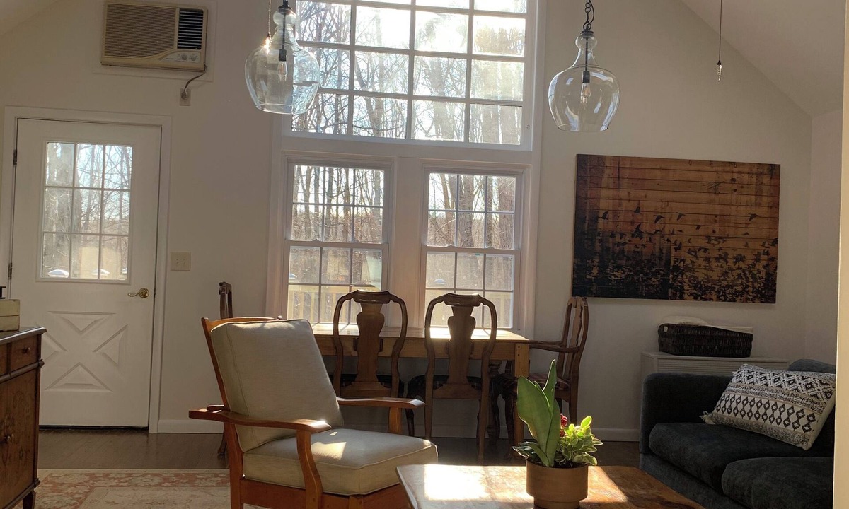 Patterson Cottage | Charming cottage on historic estate