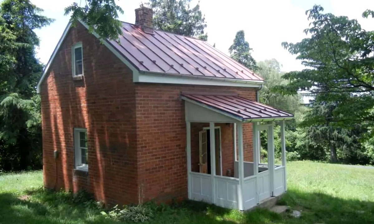 Front Royal Cottage | Charming Cottage Rental next to Appalachian Trail in Front Royal, Virginia