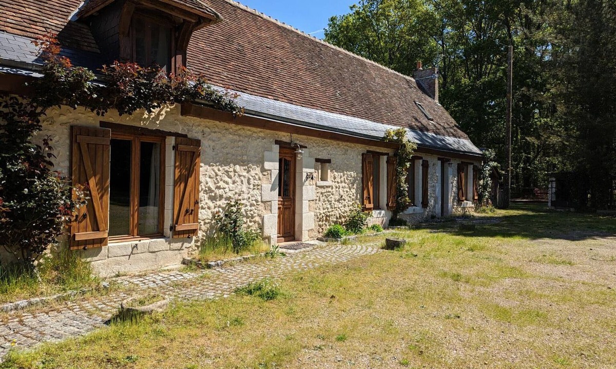 Rille Cottage | Charming Cottage with Private Heated Pool, Fitness Room, Game Room, Near Rillé Lake