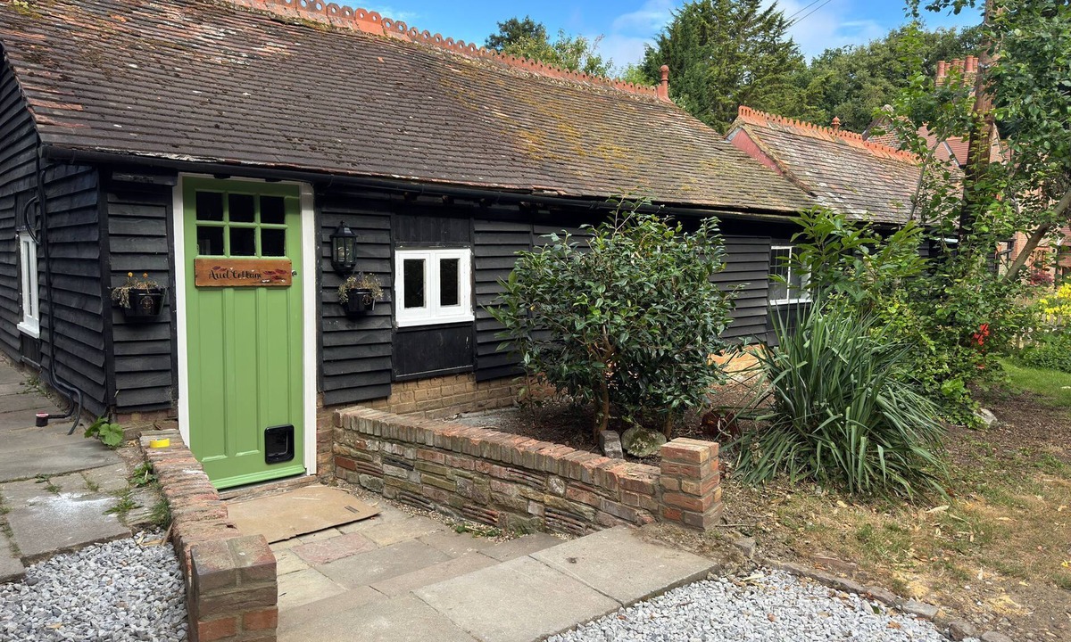 Cobham Cottage | Charming Cottage within Ancient Woodland Forest