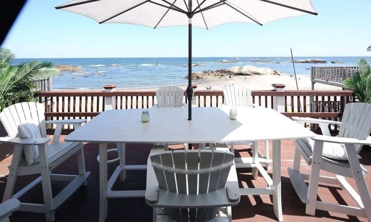 Minot House | Charming! Direct ocean front house on private Minot beach in Scituate Sleeps 11.