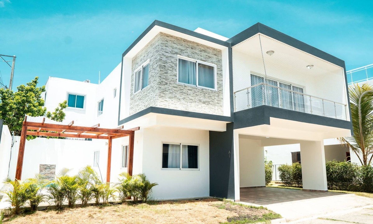 Puerto Plata Villa | Charming 3-bedroom villa with WiFi and AC on the Malécon