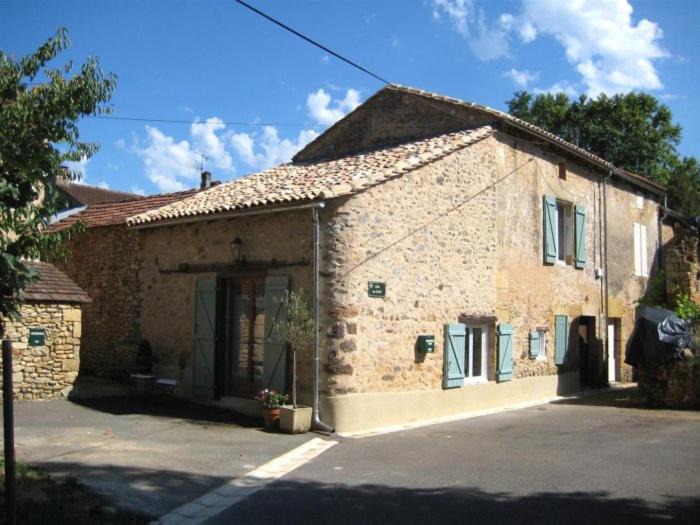Monplaisant House | Charming Dordogne Stone Cottage - Entire Home, Renovated Living Room, Updated Kitchen - Near Wineries