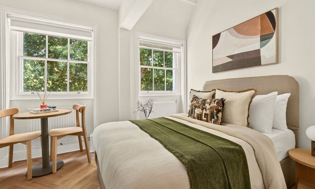 St. Pancras Apartment | Charming Double Studio Retreat