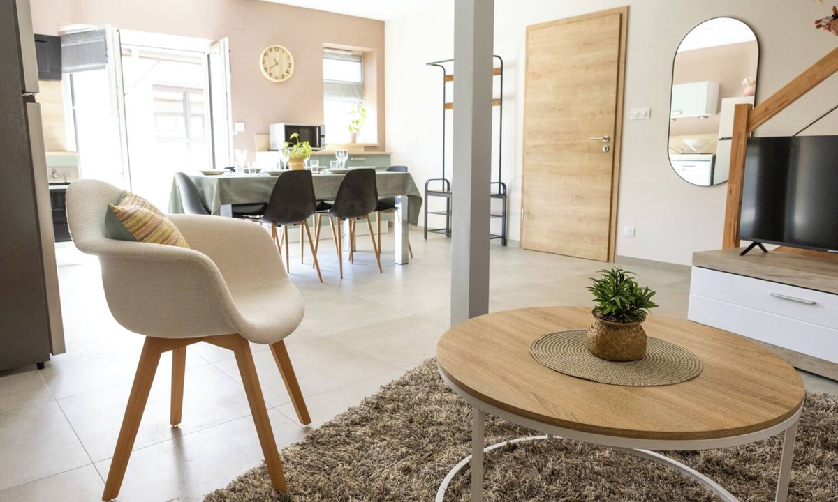 Bischoffsheim Apartment | Charming duplex with a terrace and garden for 6 people